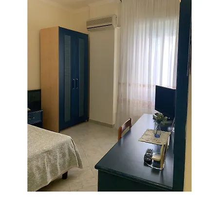 Hotel Mediterraneo Otel 3*