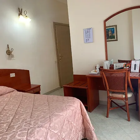 Hotel Mediterraneo Otel Cefalù