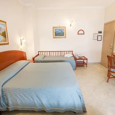 Otel Hotel Mediterraneo Cefalù