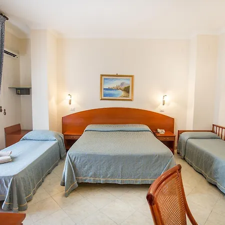 Hotel Mediterraneo Otel 3*