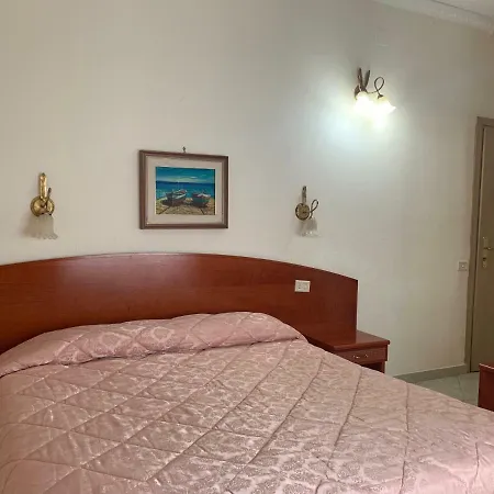 Hotel Mediterraneo Otel