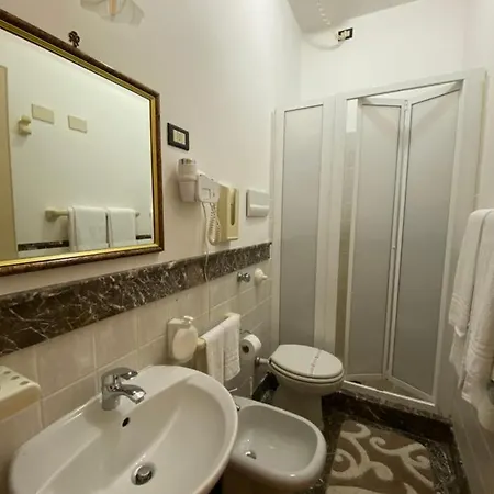 Otel Hotel Mediterraneo 3*